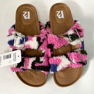 R2 Bernette Multicolor Camo Fuzzy Slip On Sandals Size 8 New